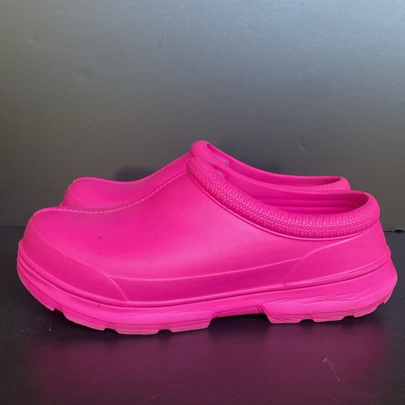 UGG Hot Pink Taffy Tasman X Slip-On Waterproof Rubber Rain Clogs Size W12 - Picture 2 of 9